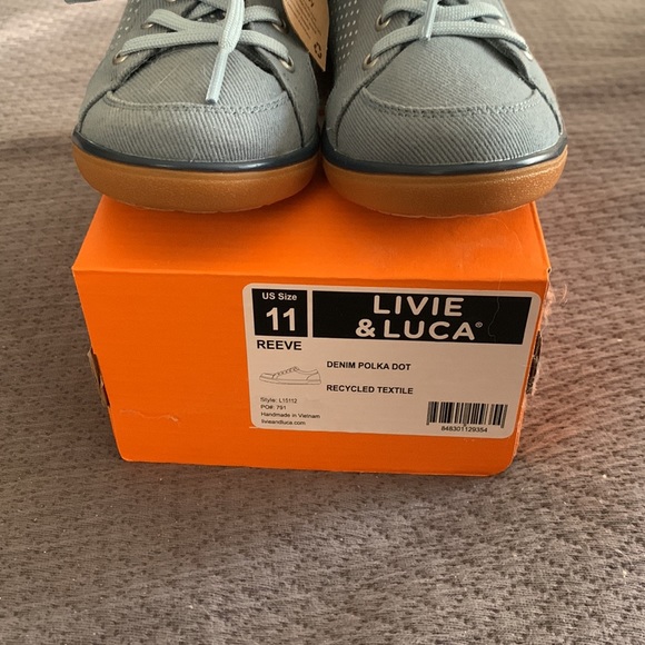 Livie & Luca denim sneaker. Brand New with tag - Picture 5 of 5